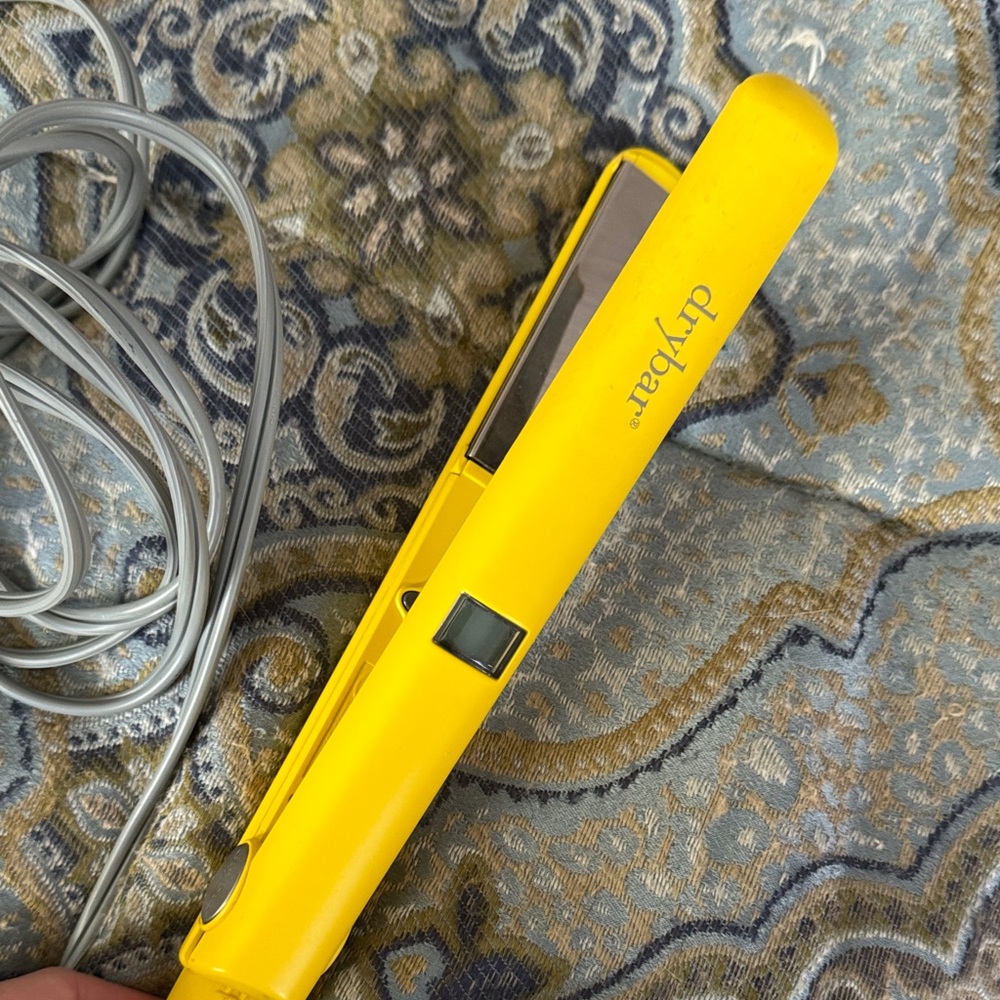 Drybar Vibrant Yellow Hair Straightener